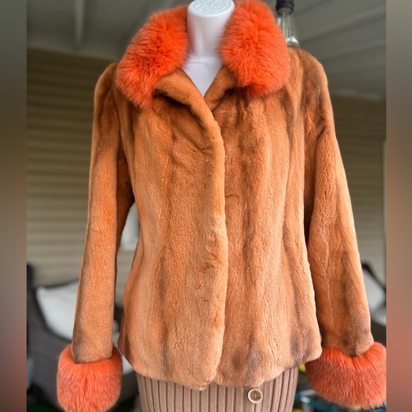 Cisodono Italian designer sheared Mink with full fox Collar jacket/coat🔥 - Picture 5 of 16